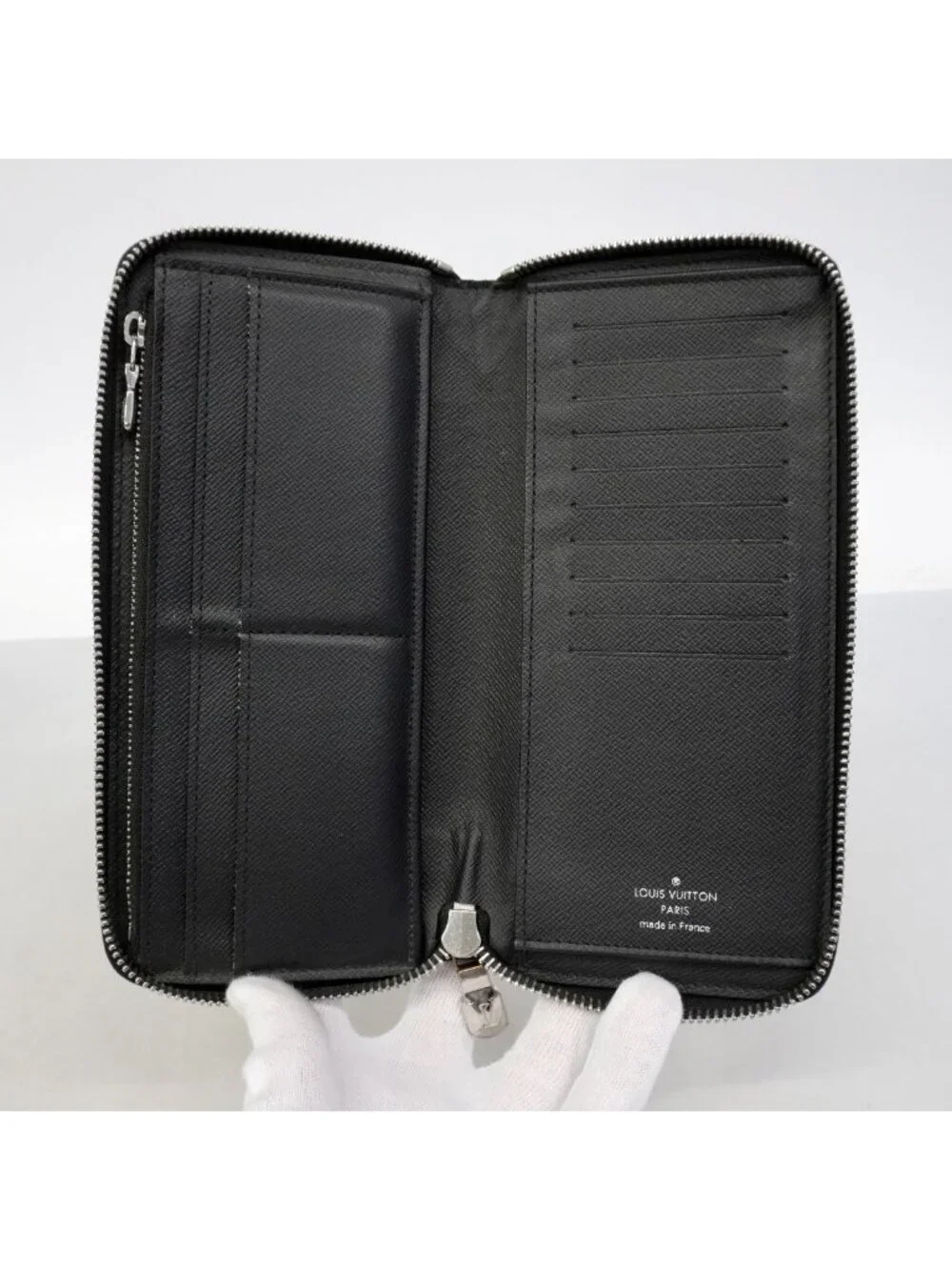 Louis Vuitton Wallet Taiga Zippy Vertical Ardoise